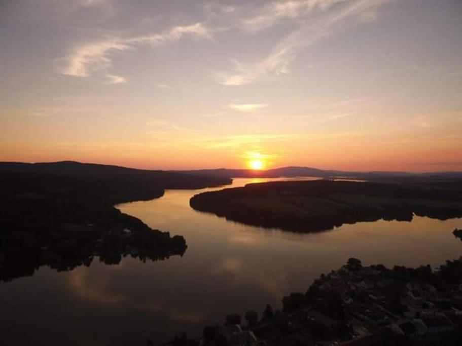 Apartman S Terasou A Vyhledem Na Jezero Lipno Kovarov  Exterior photo