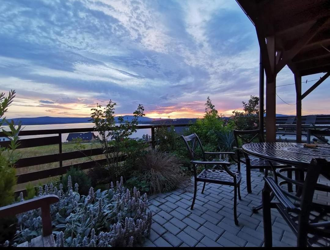 Apartman S Terasou A Vyhledem Na Jezero Lipno Kovarov  Exterior photo