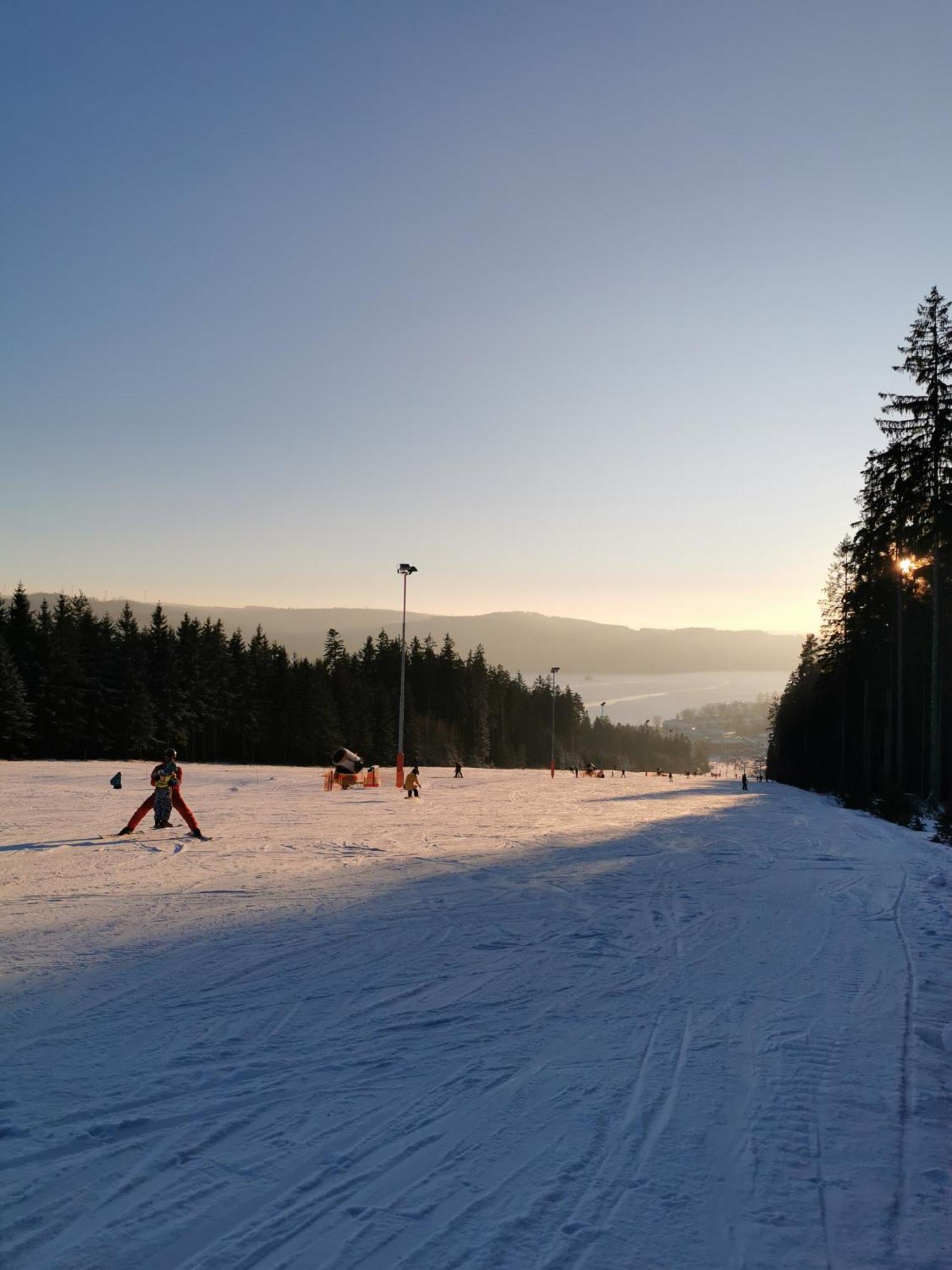 Apartman S Terasou A Vyhledem Na Jezero Lipno Kovarov  Exterior photo